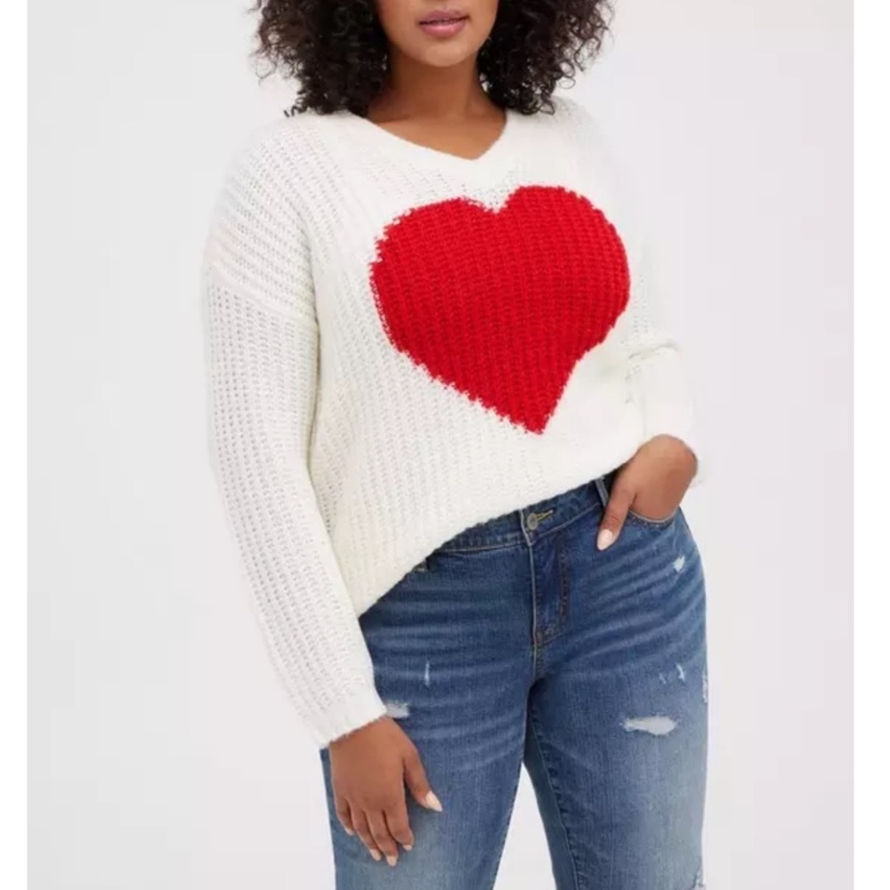 NWT Torrid Open Knit White V-Neck Sweater with Red Heart